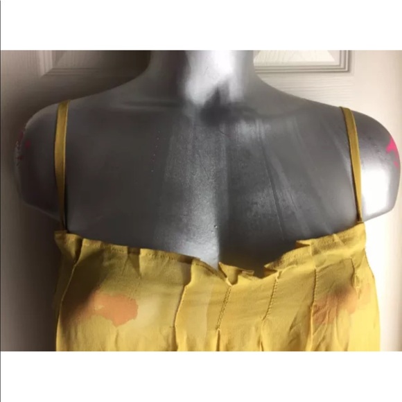 New $148 French Connection Silk Blouse Size 4 -Floral Beaded (no pink stains) - Picture 6 of 12